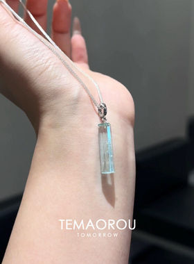 清冷感冰蓝色仿水晶吊坠项链女款