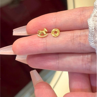 金色古法钱币摇摇木马mini耳钉女简约精致小巧气质耳环本命年耳饰