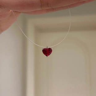 红色爱心吊坠项链鱼线2026新款百搭锁骨链简约高级感精致轻奢颈链