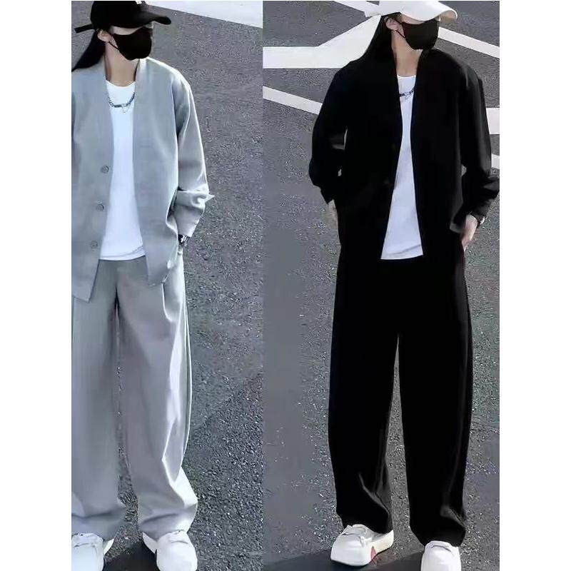 2026春秋慵懒风休闲运动套装男士高级感V领开衫外套直筒裤三件套