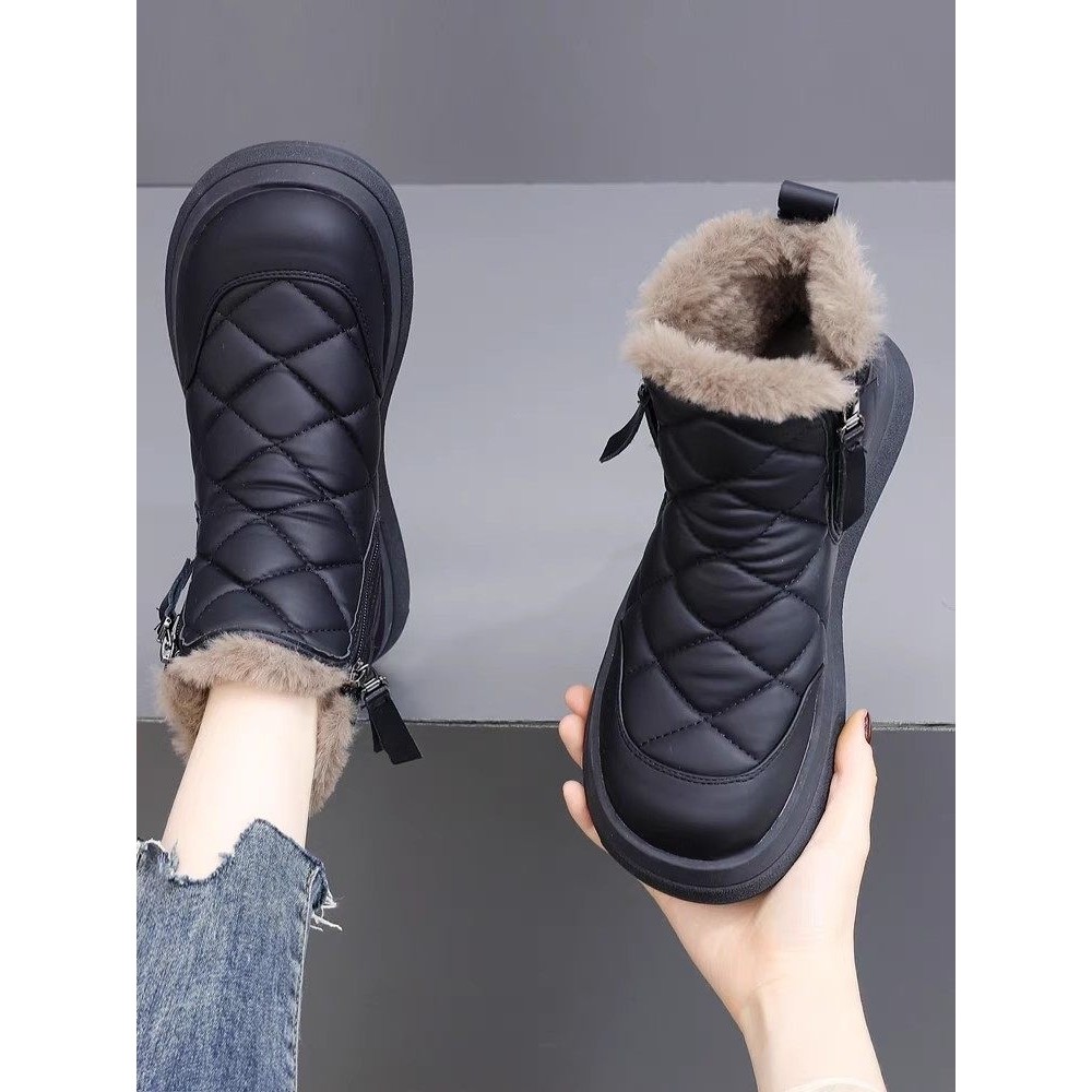 断码撤柜鞋真皮厚底雪地靴女款冬季平底防滑短靴加绒加厚保暖棉靴,女鞋,时尚雪地靴,淘宝优惠券,粉丝福利购,淘宝优惠卷