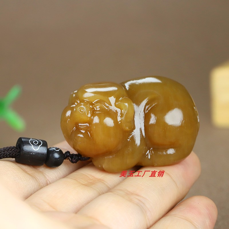 天然新疆和田玉糖玉福猪吊坠挂件糖玉红糖十二生肖猪玉坠男女款