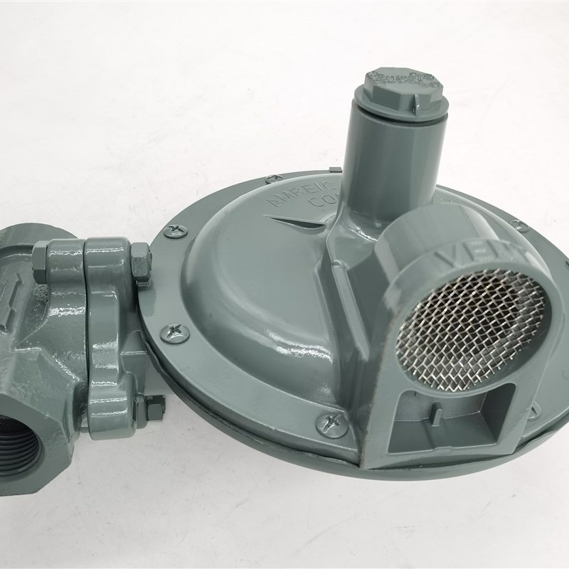 1803B2天燃气调压阀液化石油天然气J二级中转低压减压器稳压阀