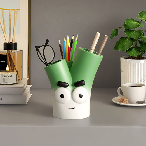 卡通小葱笔筒摆件！趣味生日礼物