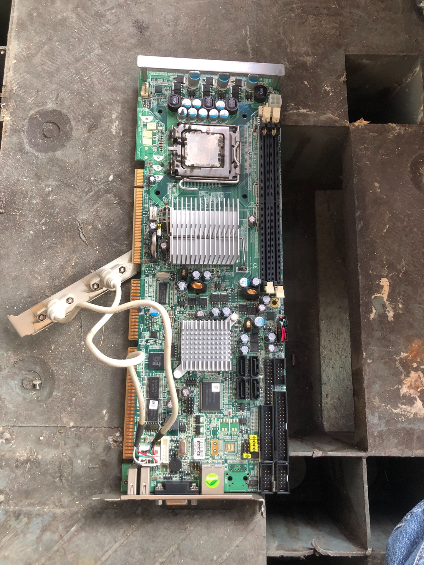 艾讯SBC81205主板，版本号：A3-RC议价！