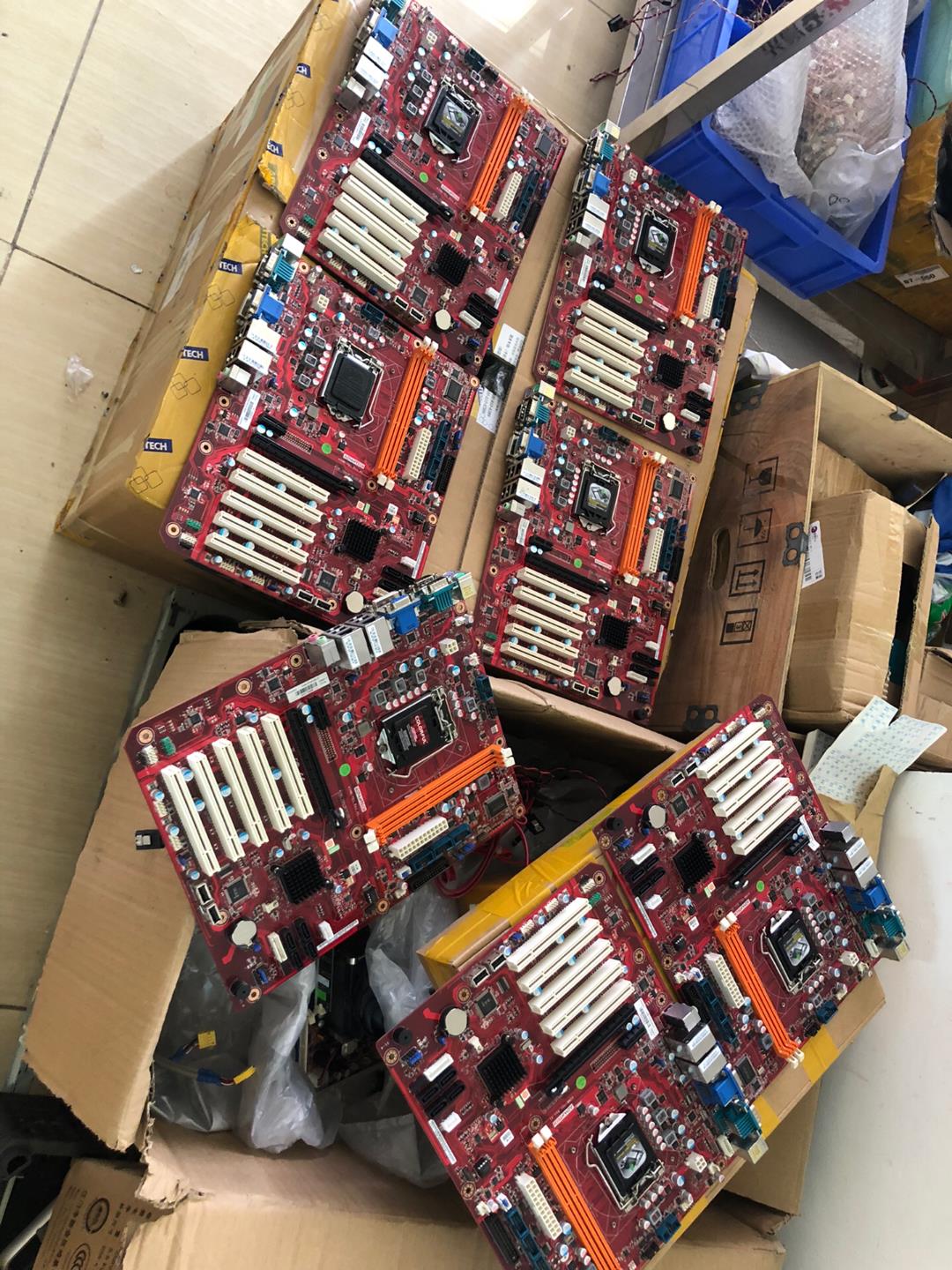 研华主板701G2二十片，型号：AIMB-701G2，二十片议价！