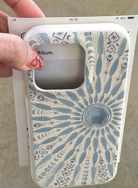 蓝色太阳图腾适用苹果16promax手机壳全包皮革纹iPhone15防摔14plus软壳13Pro/12/11男女款15promax网红超火