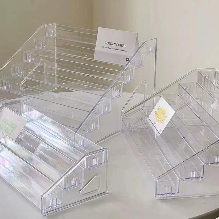 吧唧展示架透明桌面谷子收纳盒阶梯架子立牌卡片徽章压克力小卡CD图片