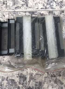 议价一台STAF 直线导轨滑块BGXH30BN，两台没有