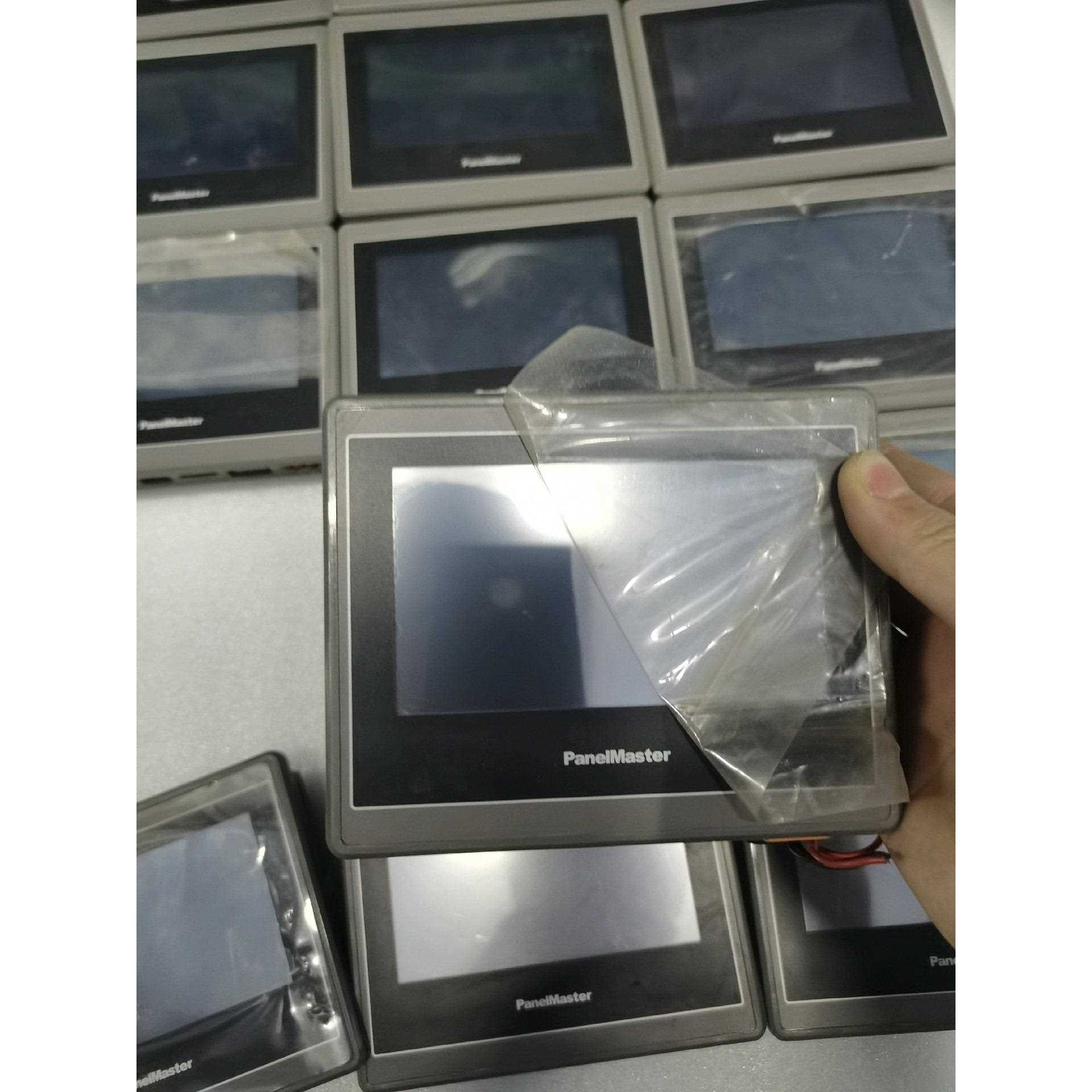 屏通触摸屏GA2043-20ST P1N1C13，二手拆机件，不是实价