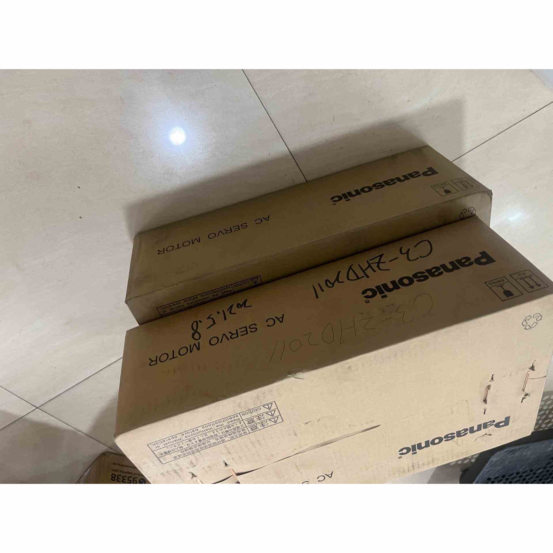 MSMF202L1G6M,未开封，原装2KW伺服电，，不是实价