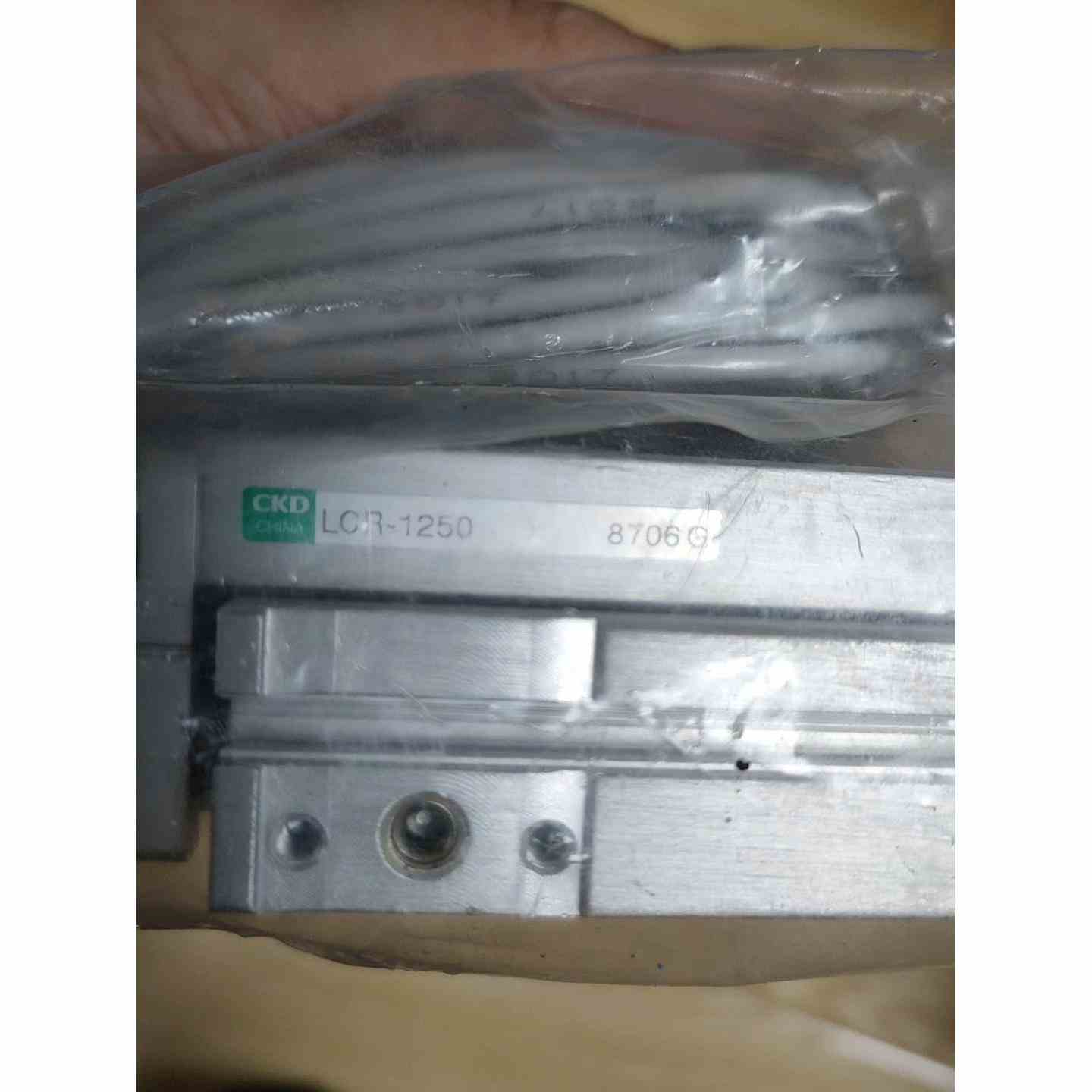 CKD 滑动式气缸 LCR-1250S5，不是实价