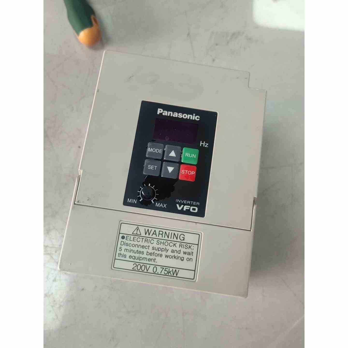 变频器0.75KW，BFV00072GK，成色，不是实价