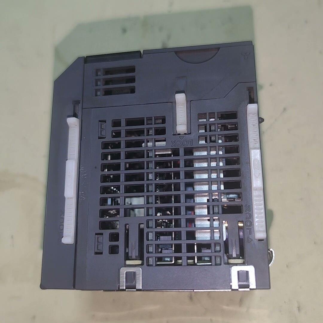 三菱CPU模块L02CPU-CM带结束盖L6EC-CM，正品，非实价