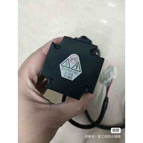 SGMJV-02ADE6S 拆机安川5系200w电机，成色漂，非实价
