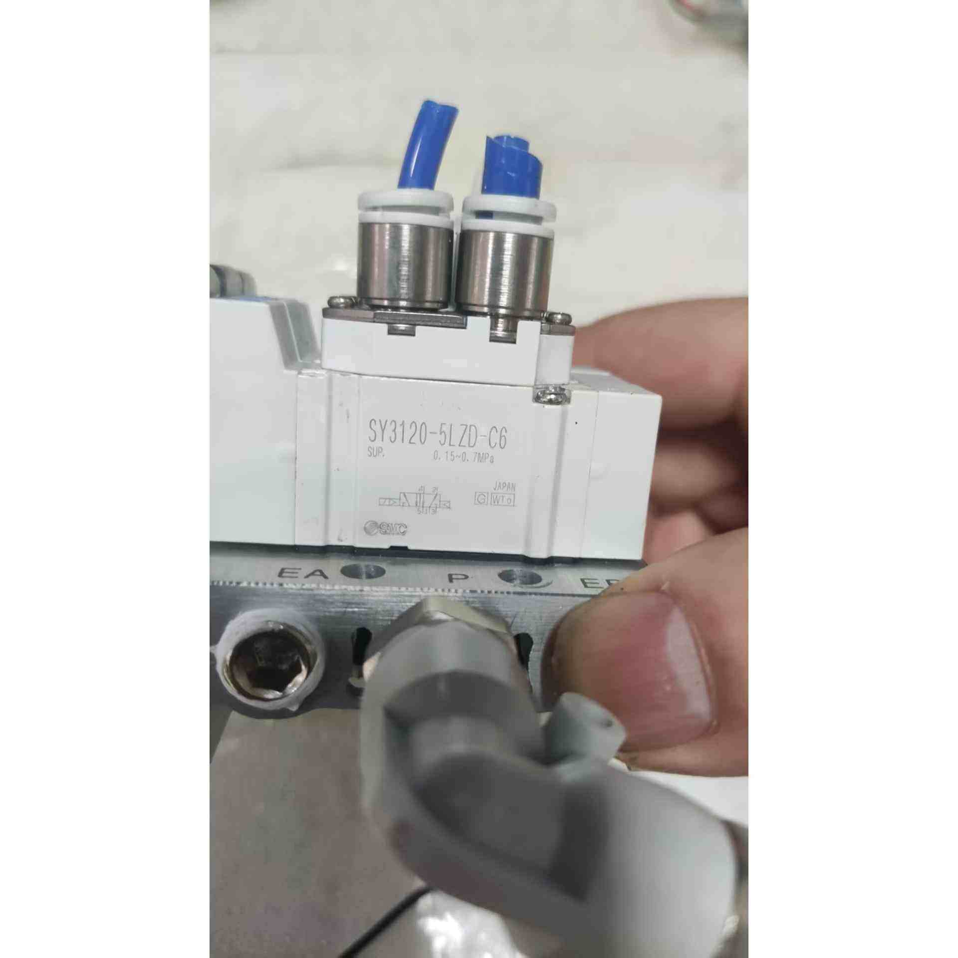 拆机SMC电磁阀 SY3140-5LZD 11个，，非实价