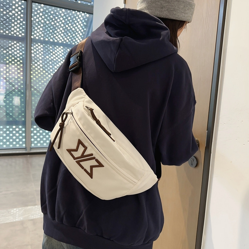胸包男款ins潮牌斜挎腰包