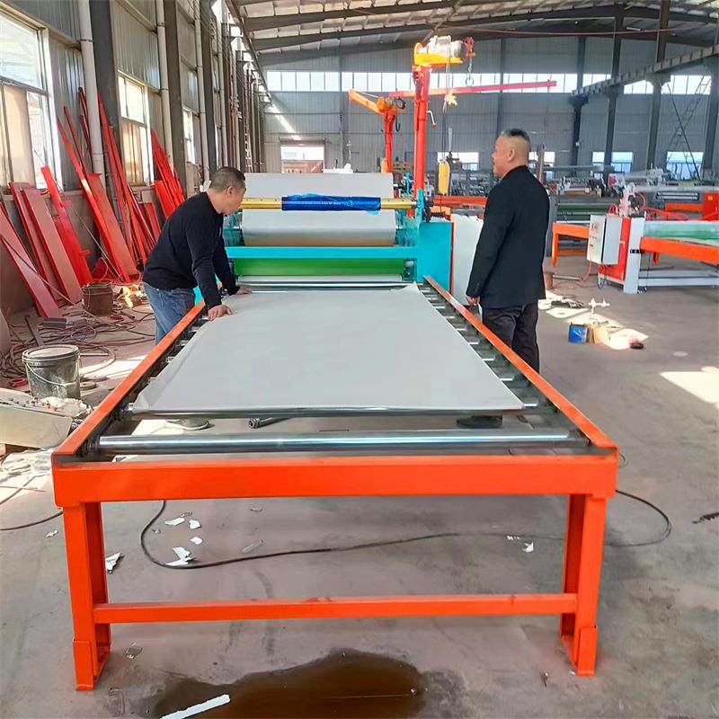 防撞护墙板覆膜机 木饰面大板冷胶热胶平贴机 竹木纤维墙板贴面机,五金/工具,机床,淘宝优惠券,粉丝福利购,淘宝优惠卷