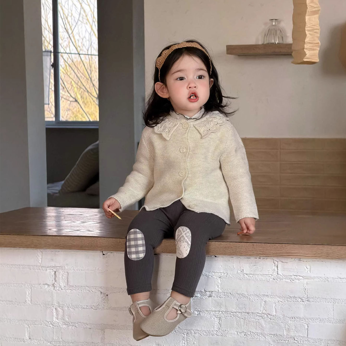 女宝宝针织开衫春款童装婴儿可爱外出服毛衣外套女童打底裤套装