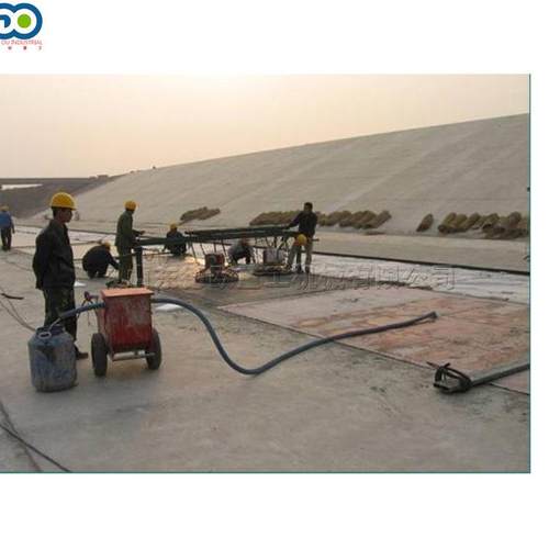 混凝土路面真空吸水机 冬季防冻机场地面抽水泵 道路游离水抽吸机