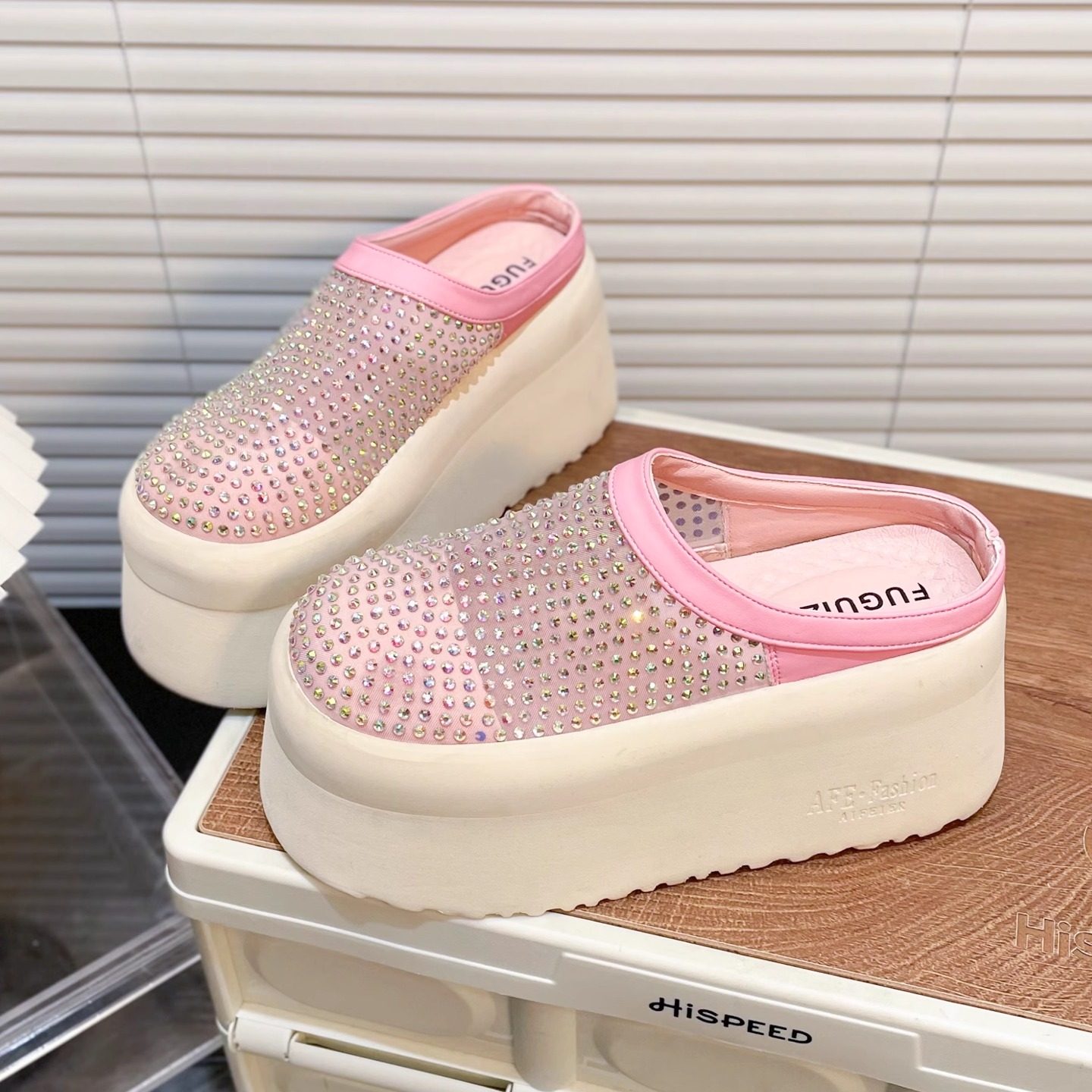 日本OFFCAT松糕厚底透气彩钻包头拖鞋女2025新款时尚增高显瘦潮鞋,女鞋,包头拖,淘宝优惠券,粉丝福利购,淘宝优惠卷