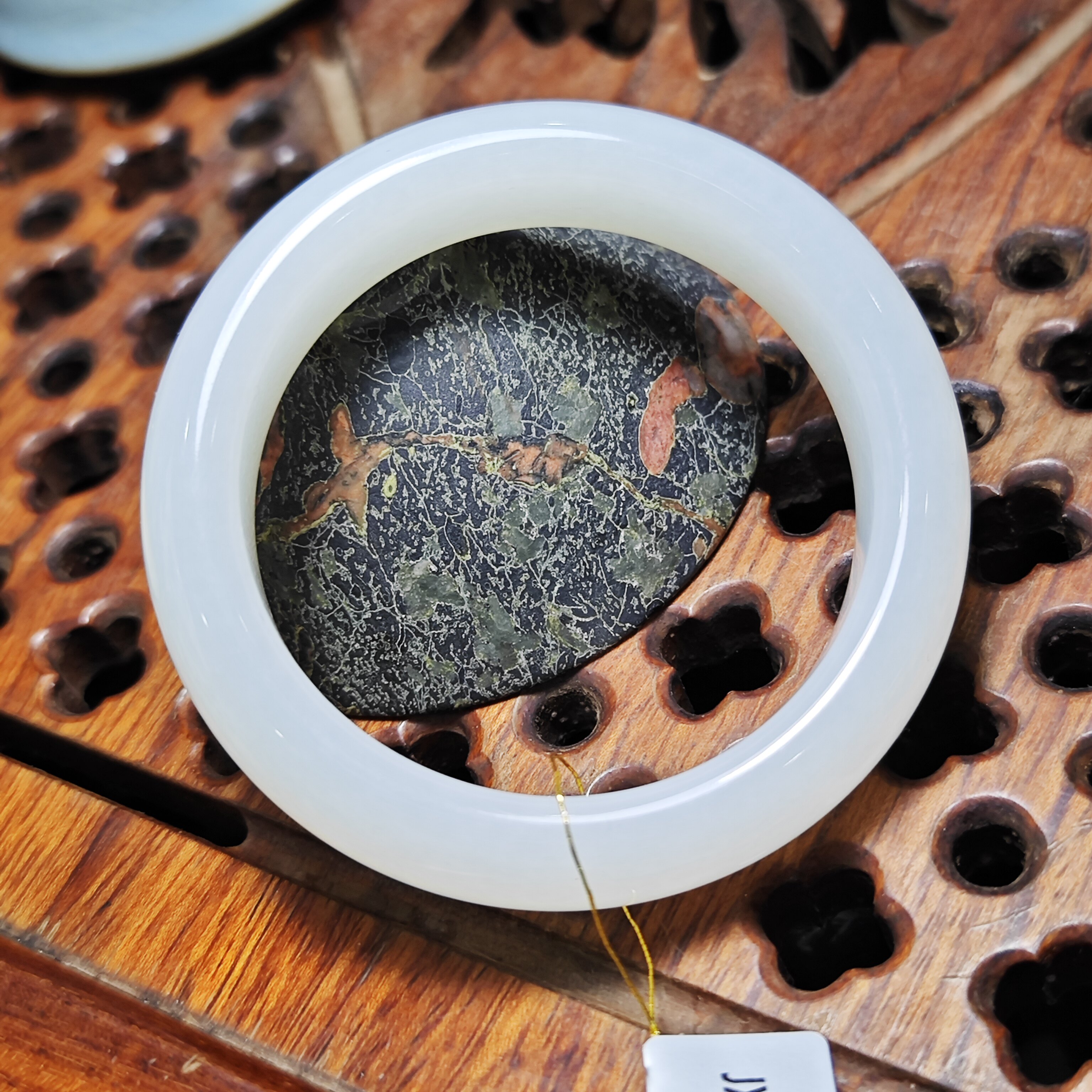 新疆和田玉羊脂白玉野牛沟54圈口镯宽镯泥鳅背精品天然玉石山料