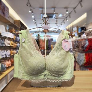 都市丽人新款 薄CD杯YB43J4大胸显小蕾丝花瓣杯调整聚拢收副乳文胸