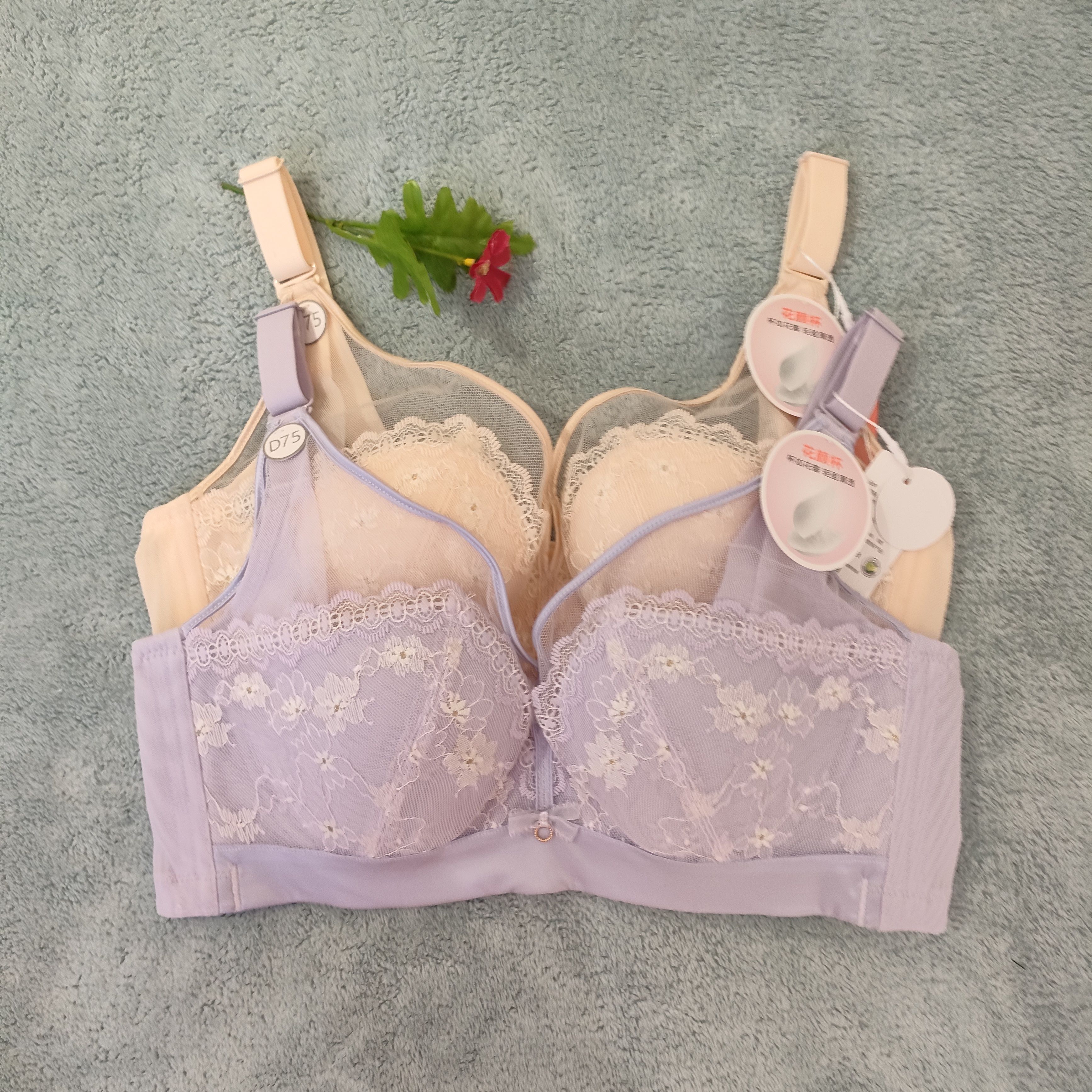 都市丽人轻盈薄透无钢圈文胸