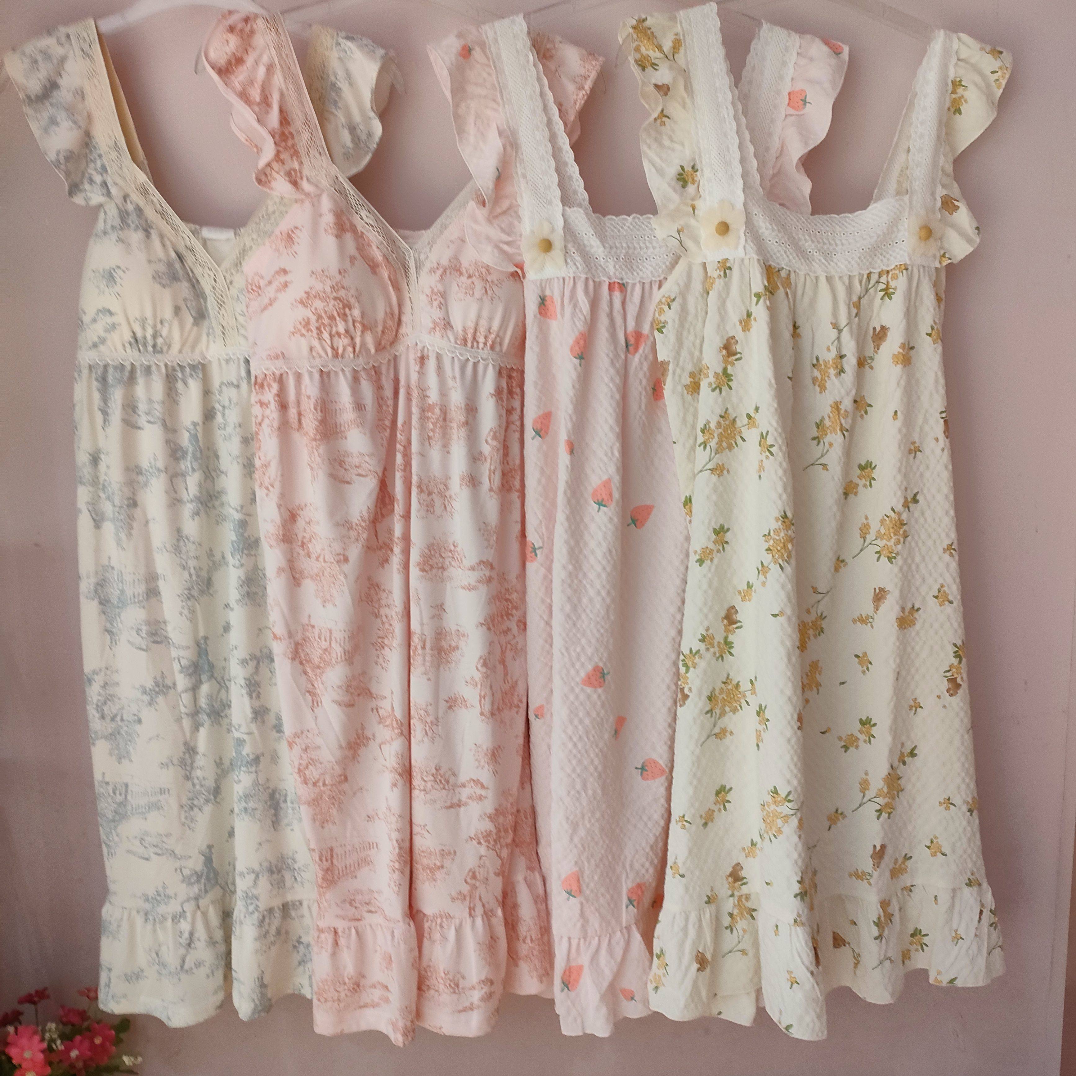 都市丽人吊带可爱舒适透气睡裙