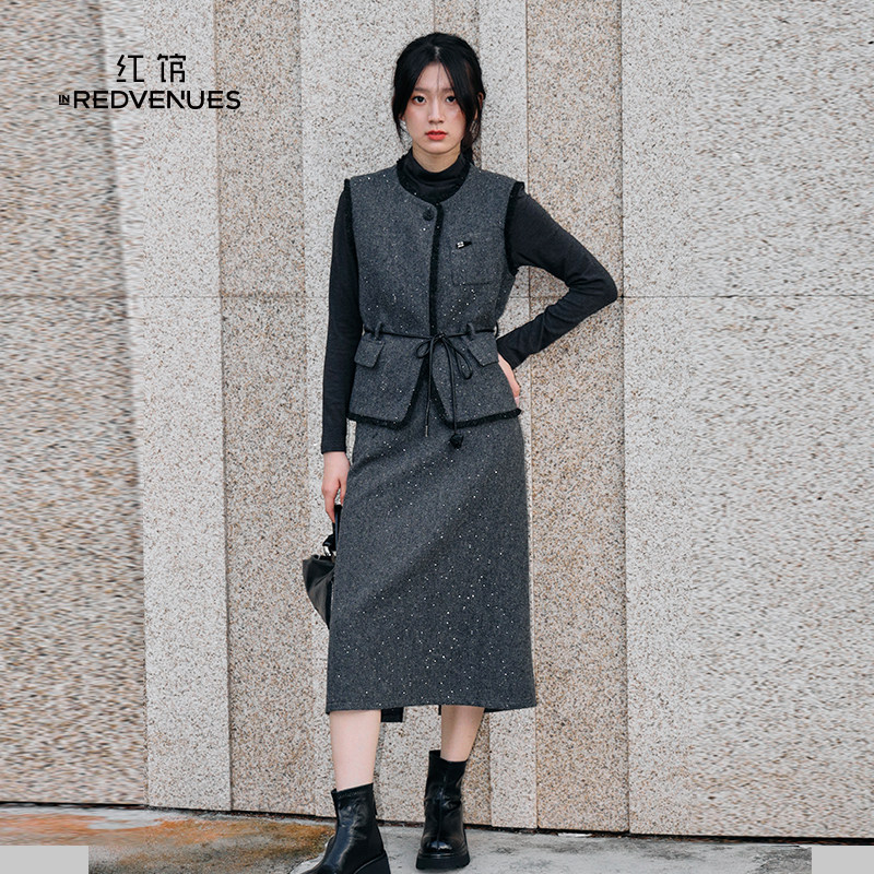 红馆2025冬季新款气质小香风三件套马甲半身裙套装高端精致套装裙 - inRedvenues旗舰店出品