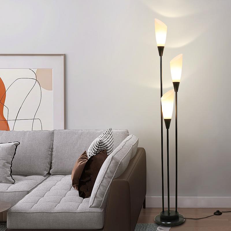 现代简约铁质三色LED落地灯 遥控调光色温卧室床头客厅用设计感装