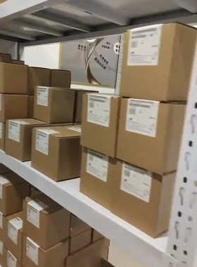 Magnos28  全新库存议价