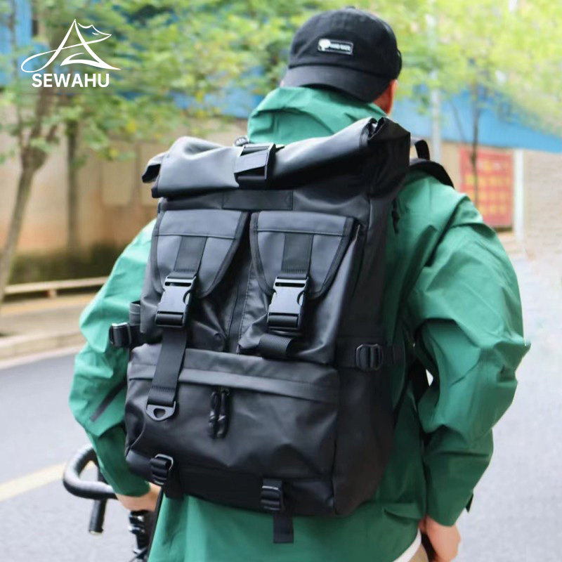 男士户外运动大容量机能双肩包男款商务通勤摩托骑行背包男生书包