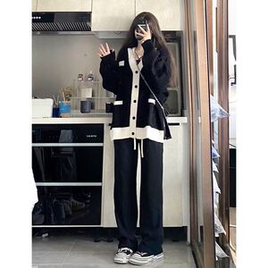 胖mm时尚针织毛衣套装女春秋300斤大码宽松开衫上衣＋长裤两件套