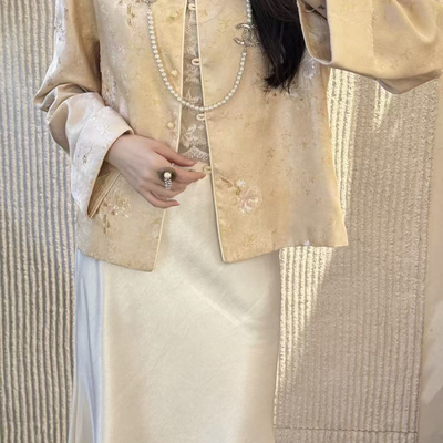 一念春新中式刺绣盘扣质感提花工艺高贵典雅短外套YS1-6719