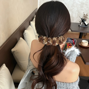 撞色毛绒香蕉夹女半扎发横夹发卡精致一字抓夹发卡扎马尾竖夹头饰