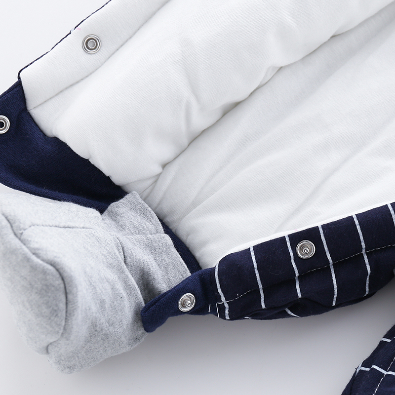 婴儿连体衣服秋冬季加厚保暖套装外出抱衣男新生儿满月宝宝冬装