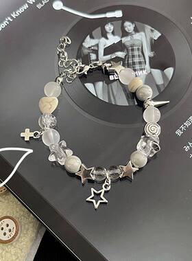 甜酷辣妹爱心猫爪骨头串珠手链