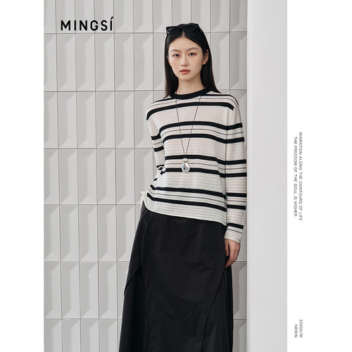 MINGSI女装黑白立体条纹针织衫