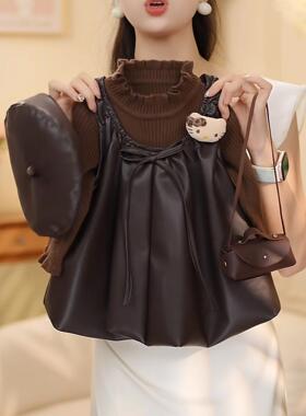 女童秋装套装2025新款洋气时髦女宝宝针织打底衫吊带皮裙两件套潮