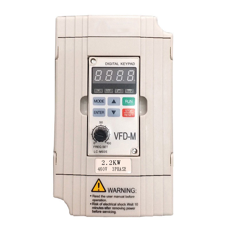 变频器2.2kw220V0.75 1.5 3.7 5.5 7.5 kw单相电机调速器三相380v