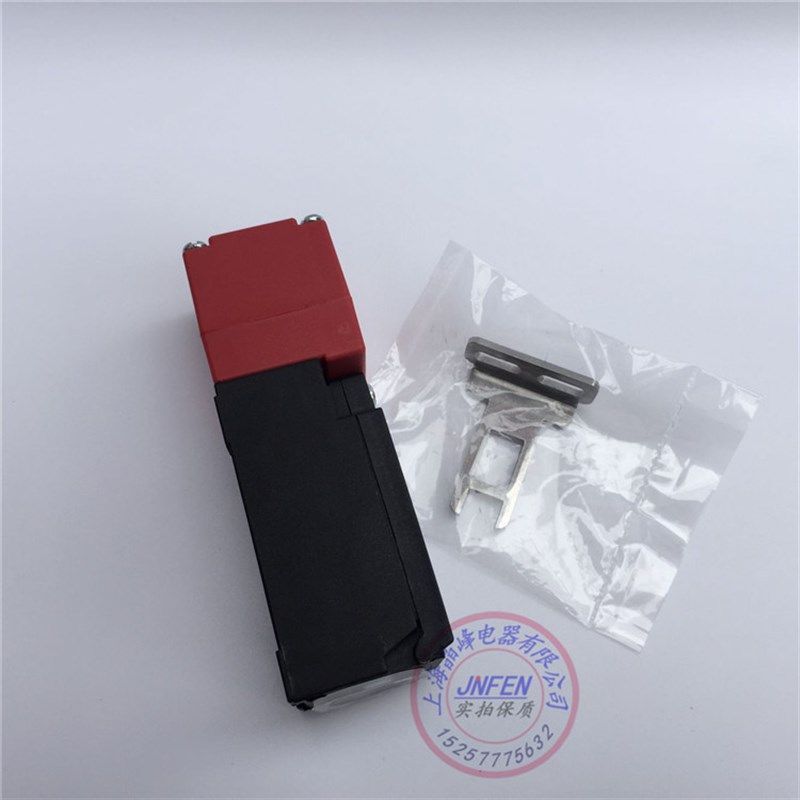 安全门开关D4NS-1AF/2AF/4AF及配套钥匙 K1 K2 K3限位保质1年