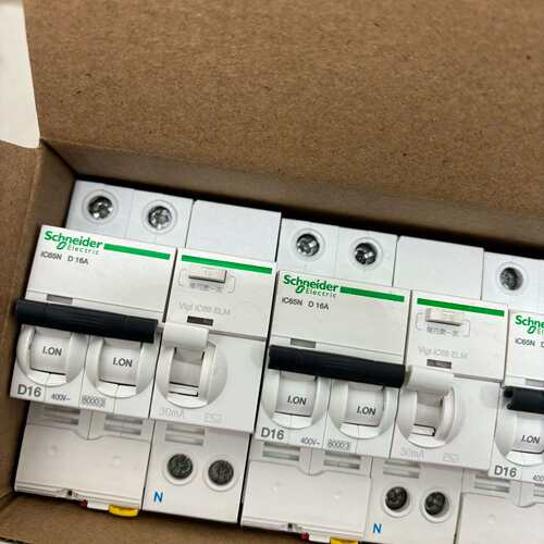 可维修iC65N漏电保护2PC16A 成色充新的，实议价