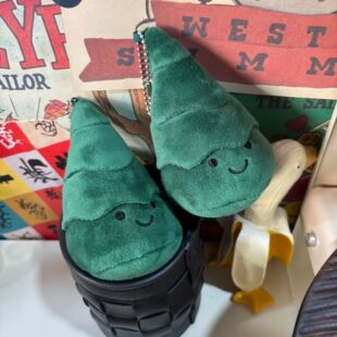 现货可爱新款趣味小松树圣诞树挂饰毛绒玩偶礼物钥匙扣公仔礼品