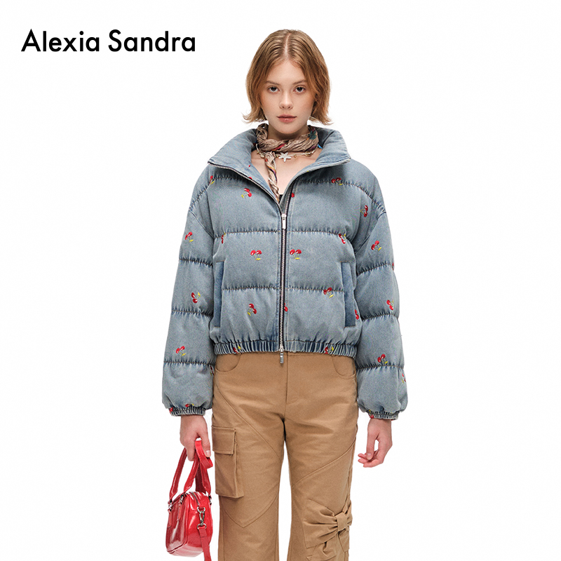 alexaisandra樱桃刺绣羽绒外套
