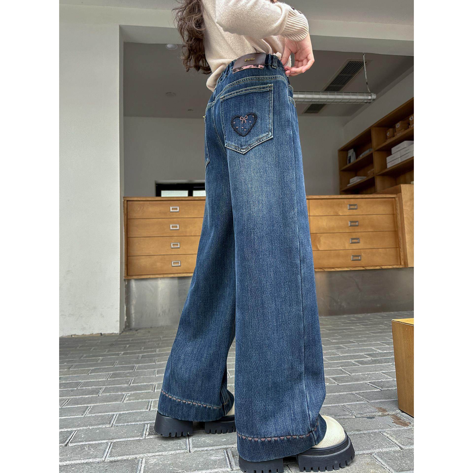 女童冬季加绒裤子一体绒2025新款女孩网红刺绣窄版阔腿儿童牛仔裤