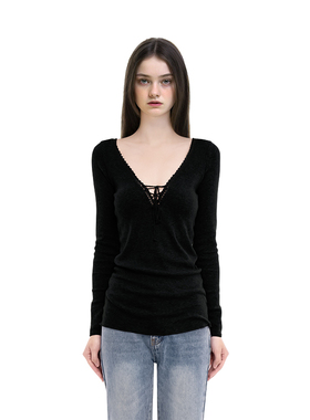 BM长袖女2025新款秋冬花边V领抽绳显瘦设计感美式复古内搭打底衫