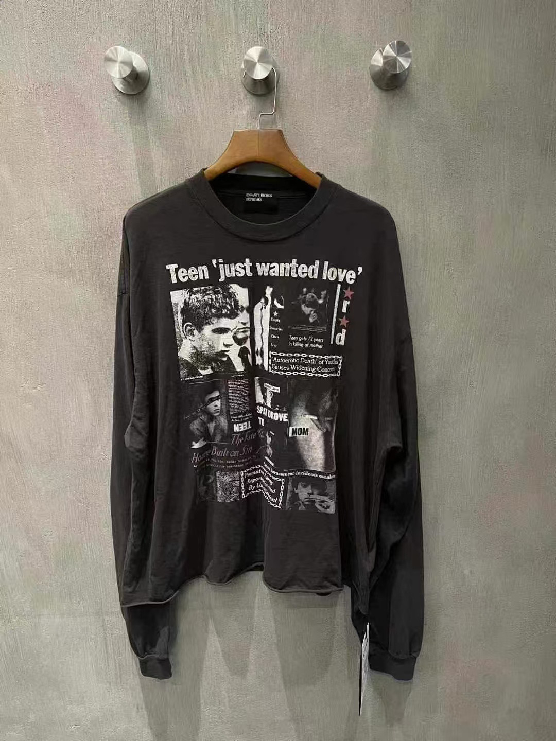 thumbnail for ERD24FW melancholic rich second-generation rebellious youth family trauma old washing boxy rolled hemmed long-sleeved T-shirt