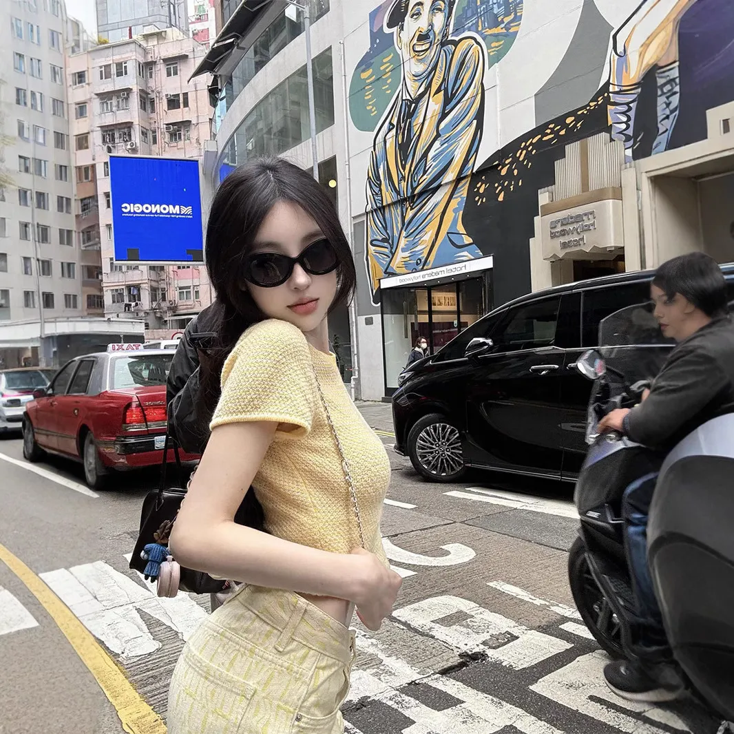 woppei【黄油日光】圆领修身副线鹅黄色30仿羊毛针织短袖女