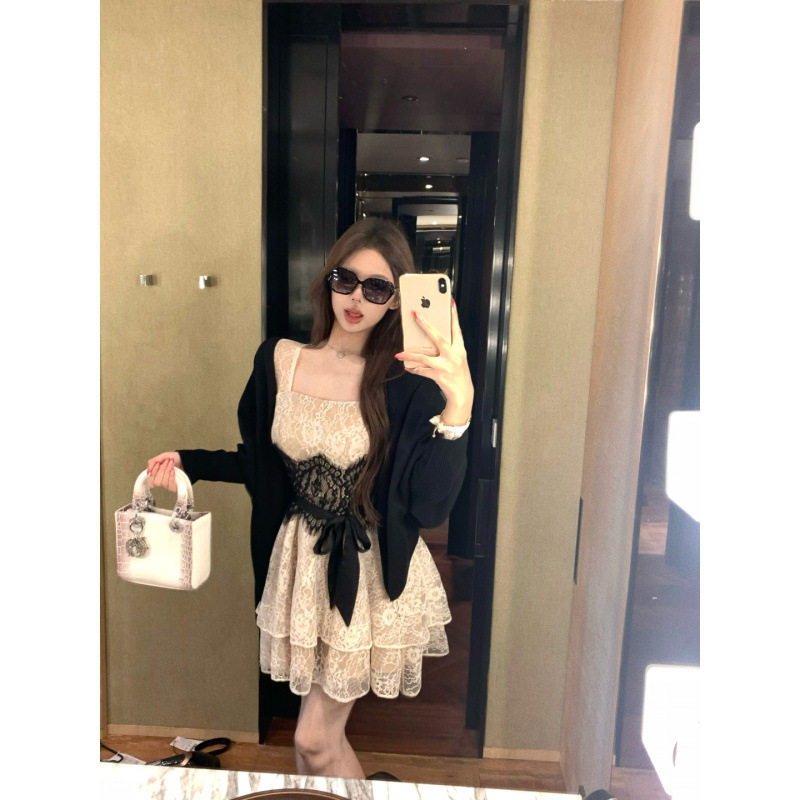 法式初恋古早风甜美法式温柔纯欲蕾丝连衣裙女